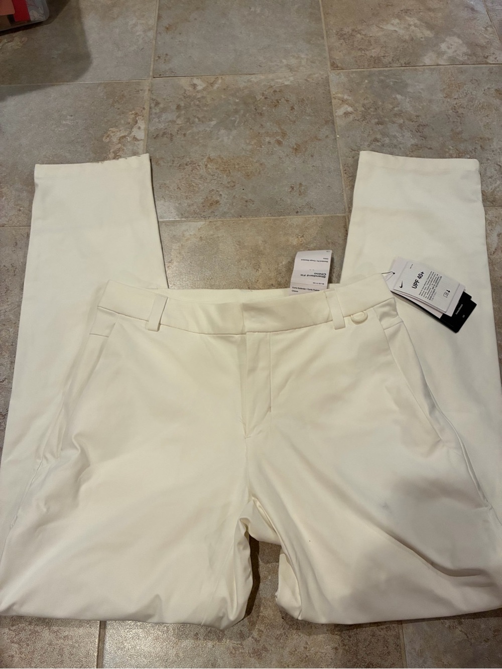 NWT Men’s White Standard Fit Dri-Fit Chino Pants